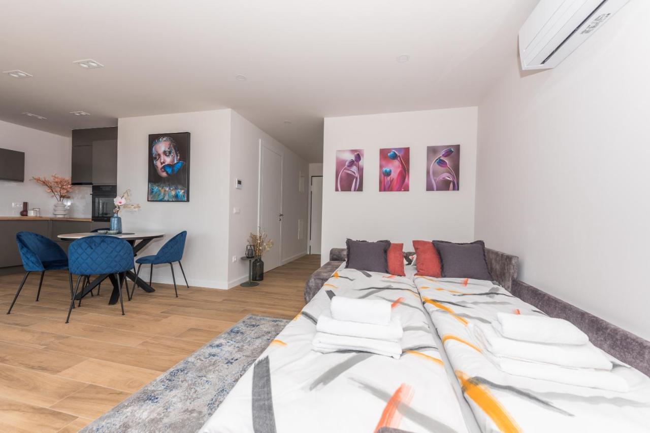 Luxury Adria Sea & City View Apartment Makarska Exteriör bild